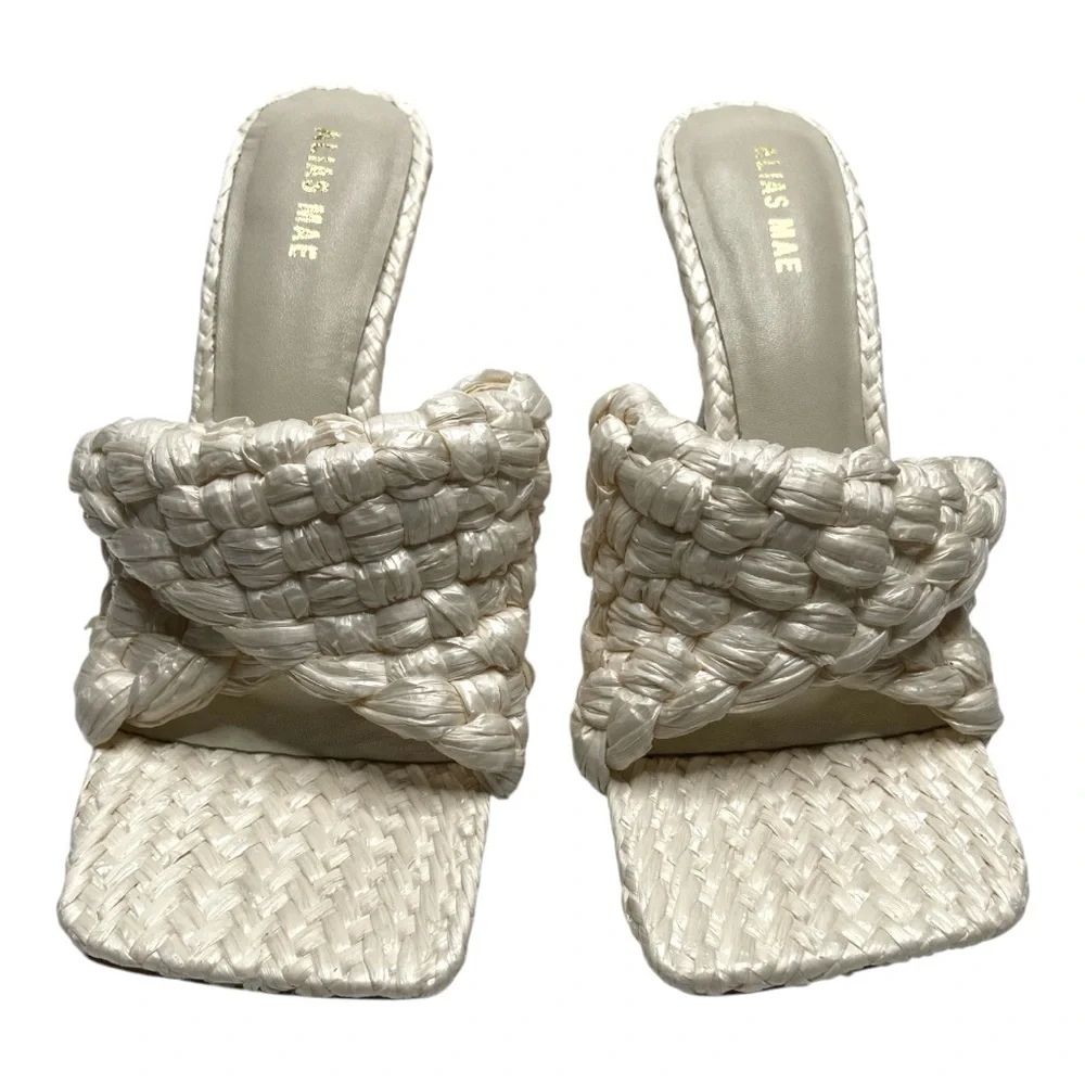 Alias Mae Woven Raffia Lennon Mule Sandal in Bone Size 38